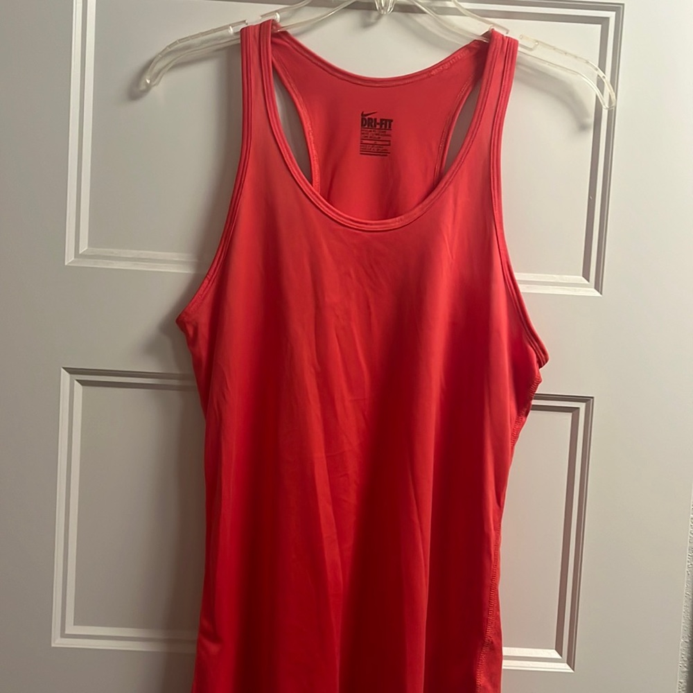 Nope dri fit tank M